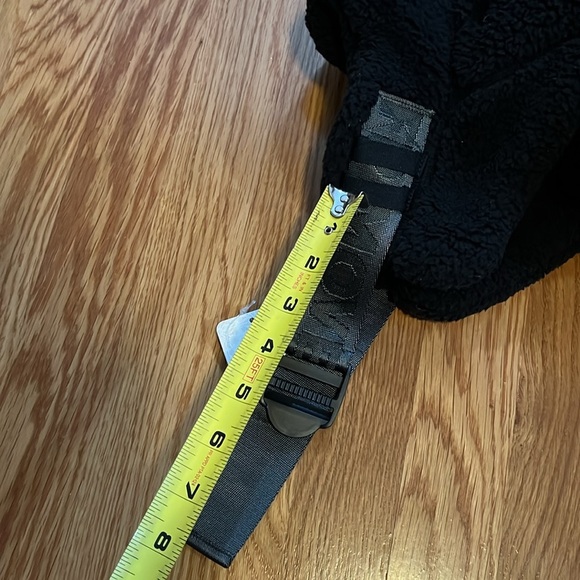 Free People Ascend Fleece Trapper Hat In Black NWOT - Picture 14 of 14